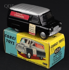 Corgi toys 421 bedford van evening standard ll390 front