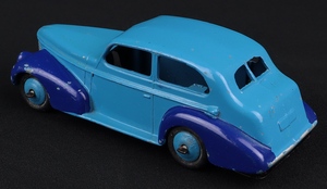 Dinky toys 39bu oldsmobile ll429 back
