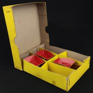 Dinky toys 105b 382 wheelbarrow ll461 box