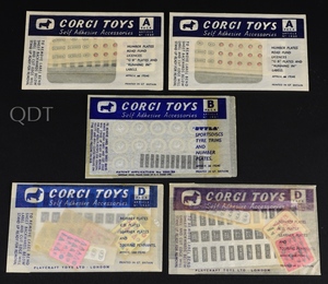 Corgi toys 1 accessory packets s225 front