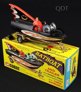 Corgi toys 107 batboat trailer ll787 front