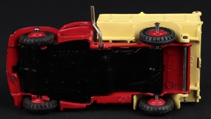 Dinky toys 410 bedford end tipper ll863 base