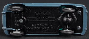 Corgi toys 352 raf staff car ll900 base