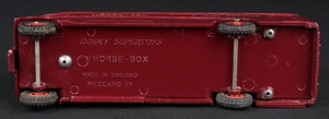 Dinky toys 980 express horse van ll894 base