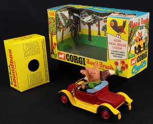 Corgi toys 808 basil brush car ll951 back