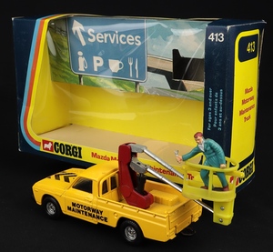 Corgi toys 413 mazda maintenance motorway truck ll975 back