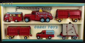 Corgi gift set 23 chipperfields circus mm83 front