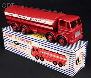 Dinky supertoys 943 leyland octopus tanker esso mm92 front