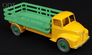 Dinky toys 417 leyland comet lorry mm97 front